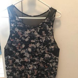 Lululemon tank top